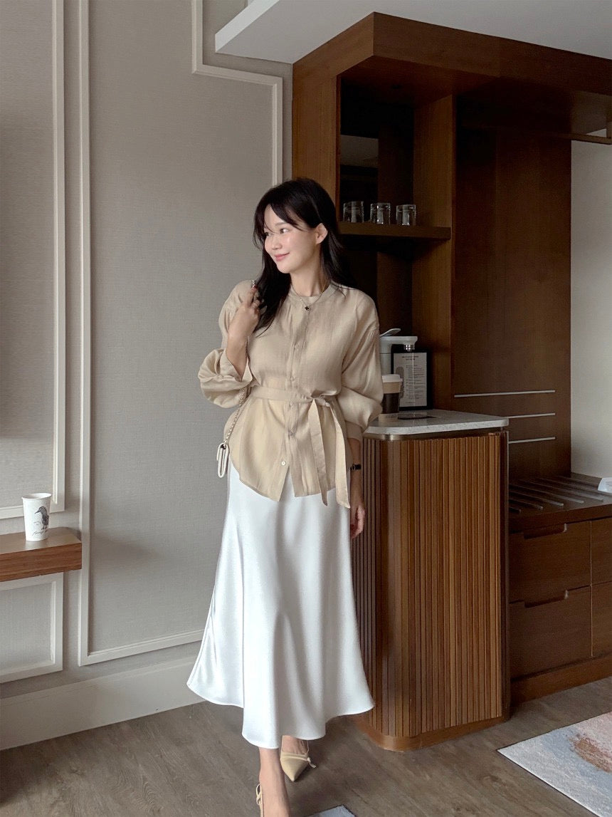 Round-neck Button-down Tie-waist Slim-fit Blouse