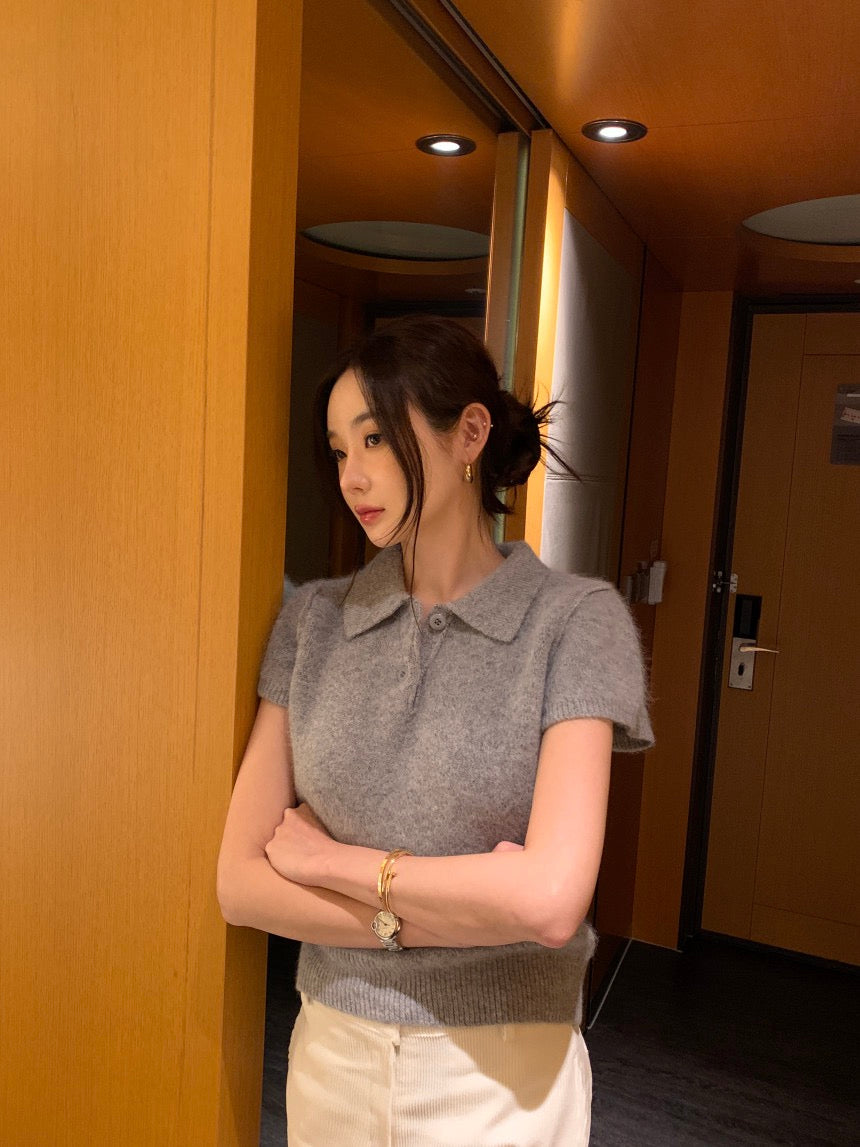 Minimalist Turn-down Collar Knitted Short Sleeve