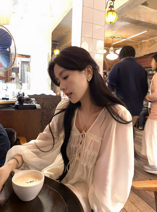 v領寬鬆抽褶系帶輕薄小衫