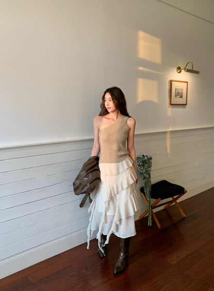 Minimalist Asymmetric Shoulder Knit Vest