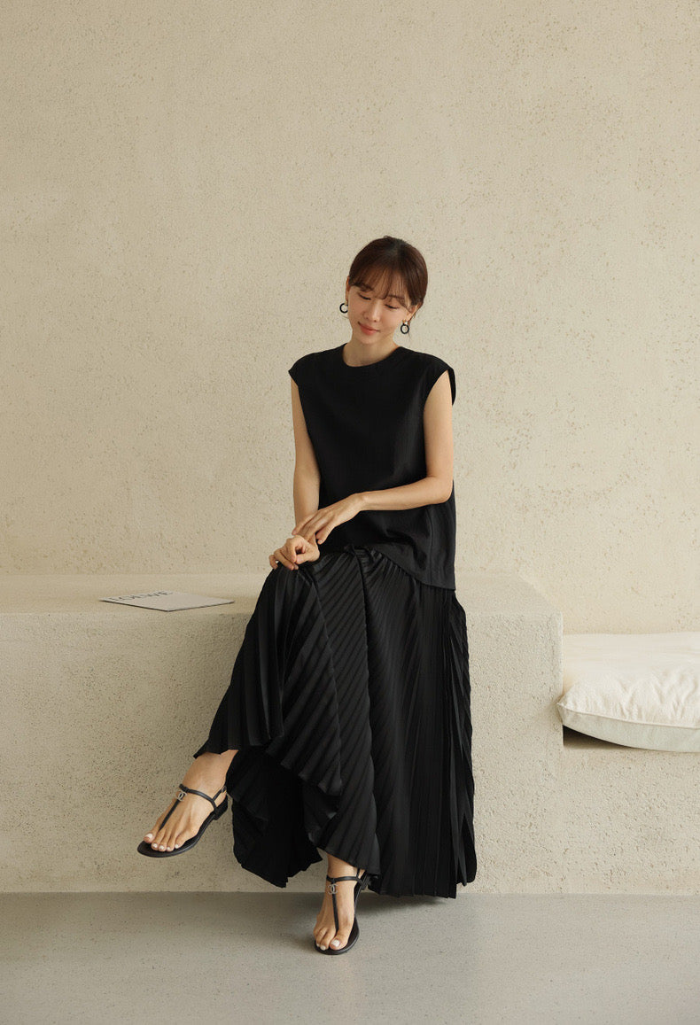 Back-tie Pleated Panel Sleeveless Dress