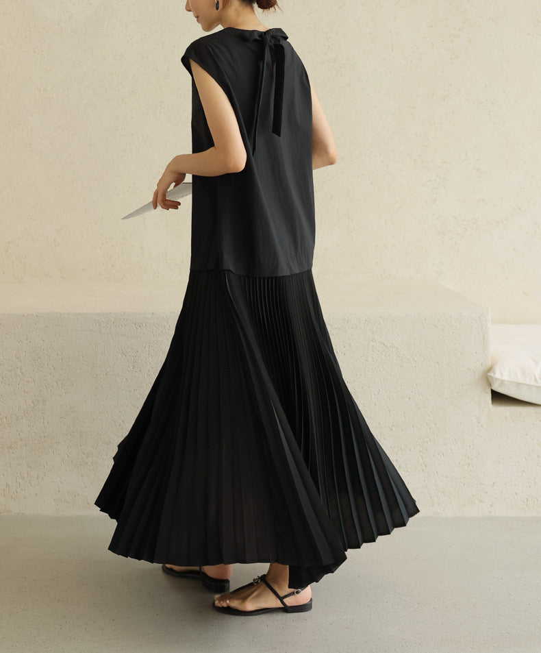 Back-tie Pleated Panel Sleeveless Dress