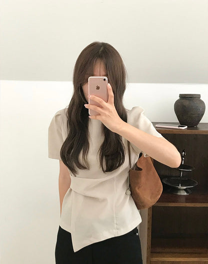 Irregular Pleated Short Sleeve