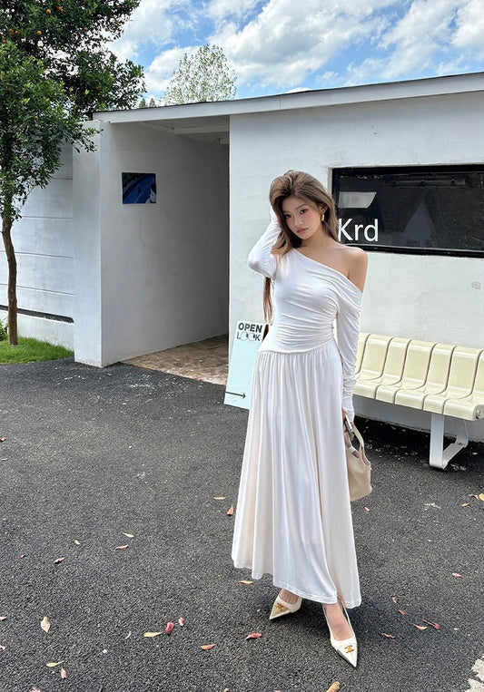 露背深V系帶連身裙