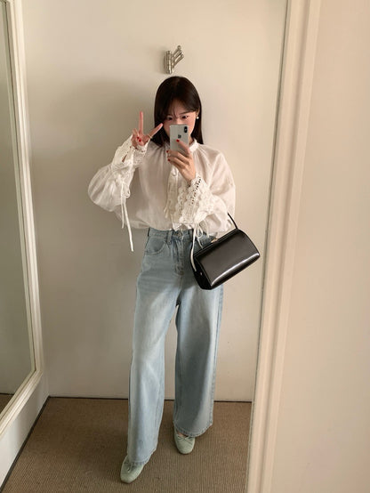 系帶鉤花拼接喇叭袖恤衫