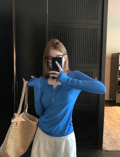 V領修身薄款針織top