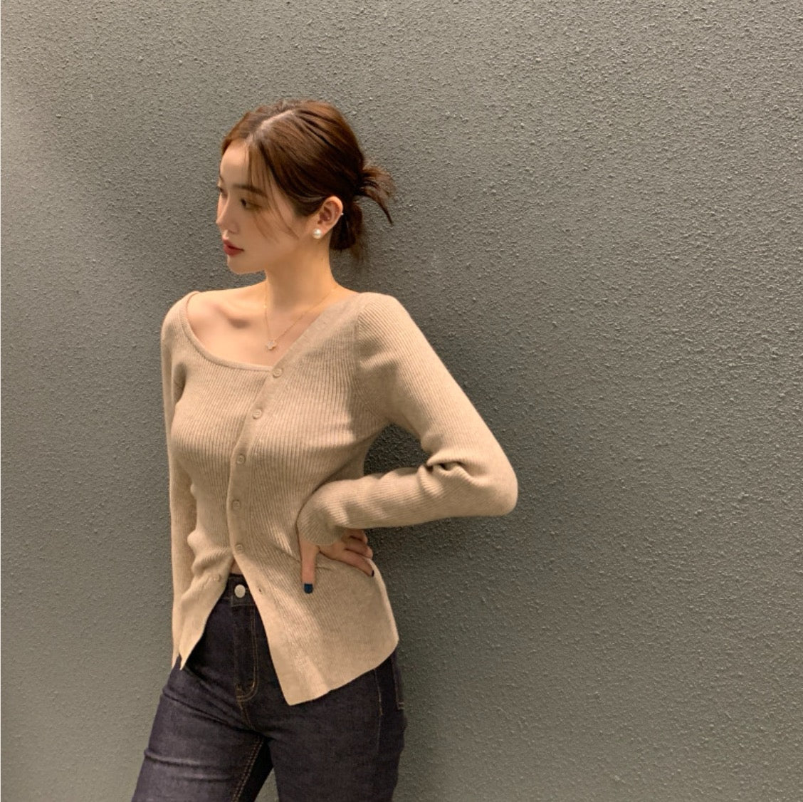 Design-Savvy Off-Shoulder Knit Top