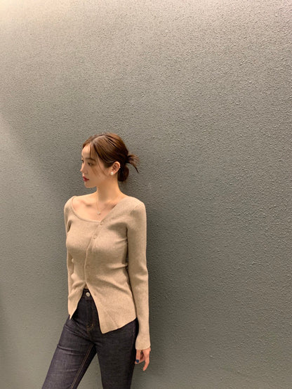 Design-Savvy Off-Shoulder Knit Top