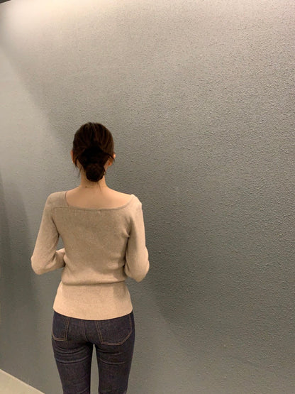 Design-Savvy Off-Shoulder Knit Top