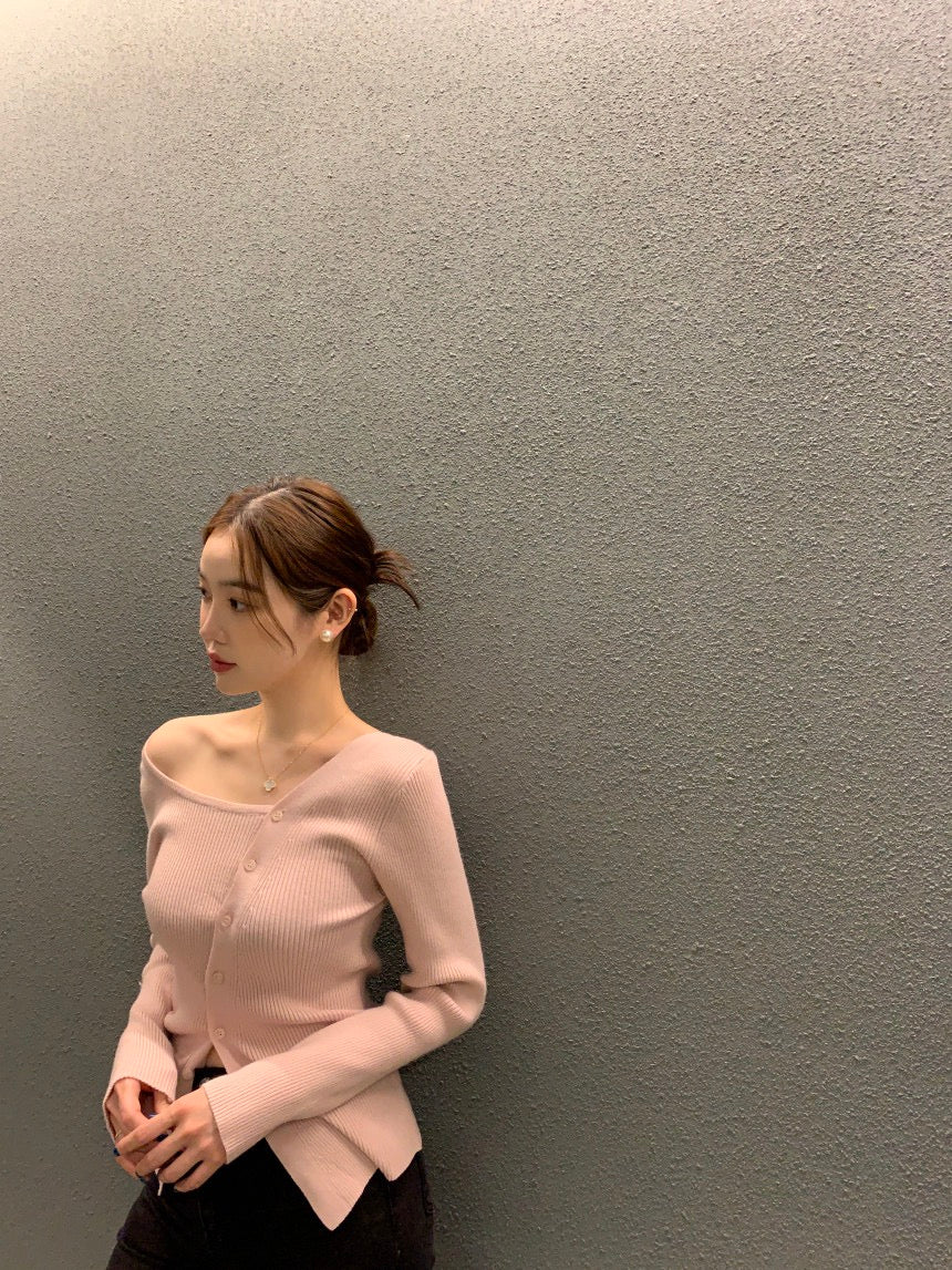 Design-Savvy Off-Shoulder Knit Top