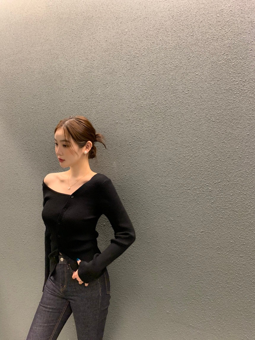 Design-Savvy Off-Shoulder Knit Top