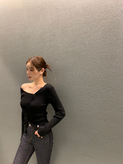 Design-Savvy Off-Shoulder Knit Top