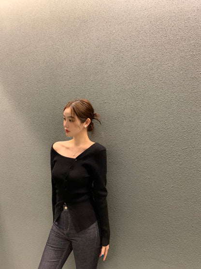 Design-Savvy Off-Shoulder Knit Top