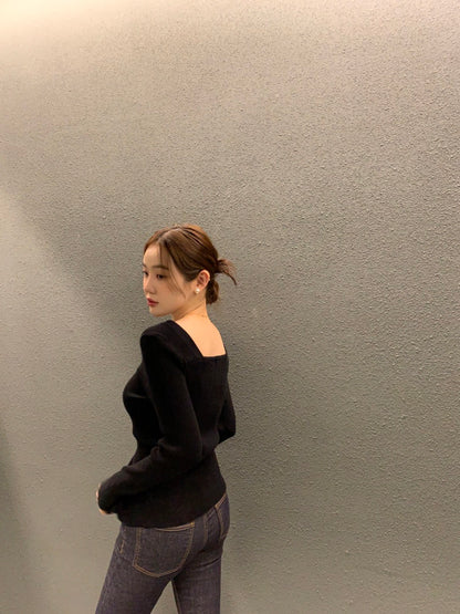 Design-Savvy Off-Shoulder Knit Top