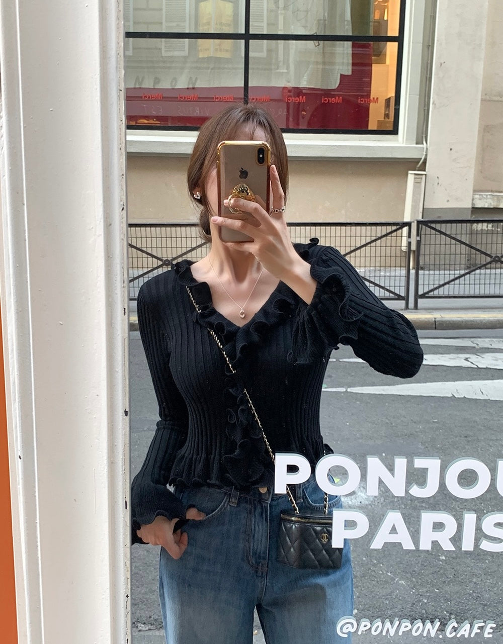 V領荷葉邊針織top