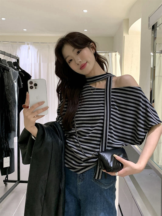 リボン付きルーズワンショルダーTシャツ