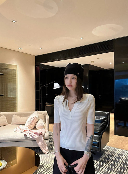 正肩V領修身針織衫