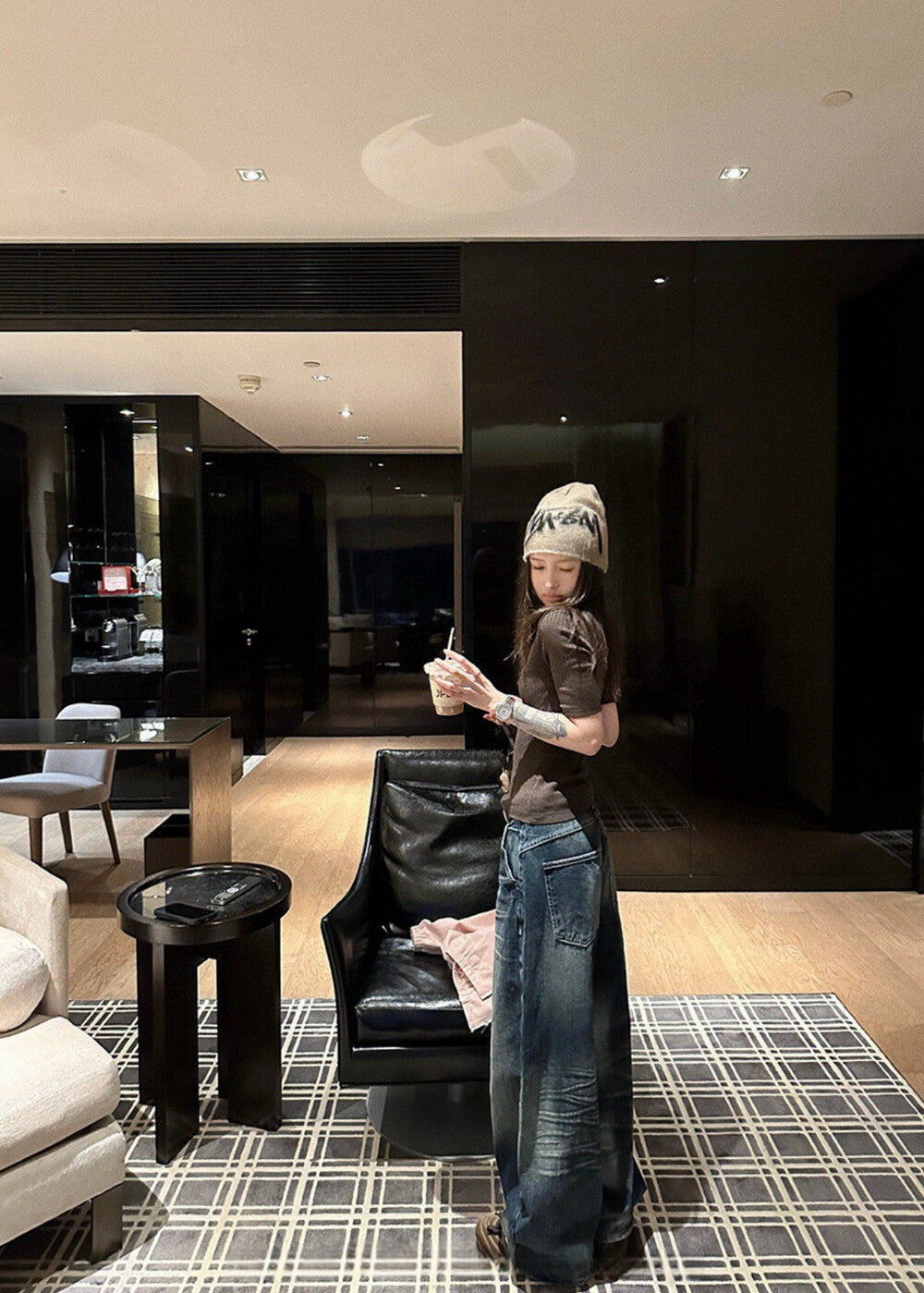 Tailored V-Neck Knit Sweater with Structured Shoulders