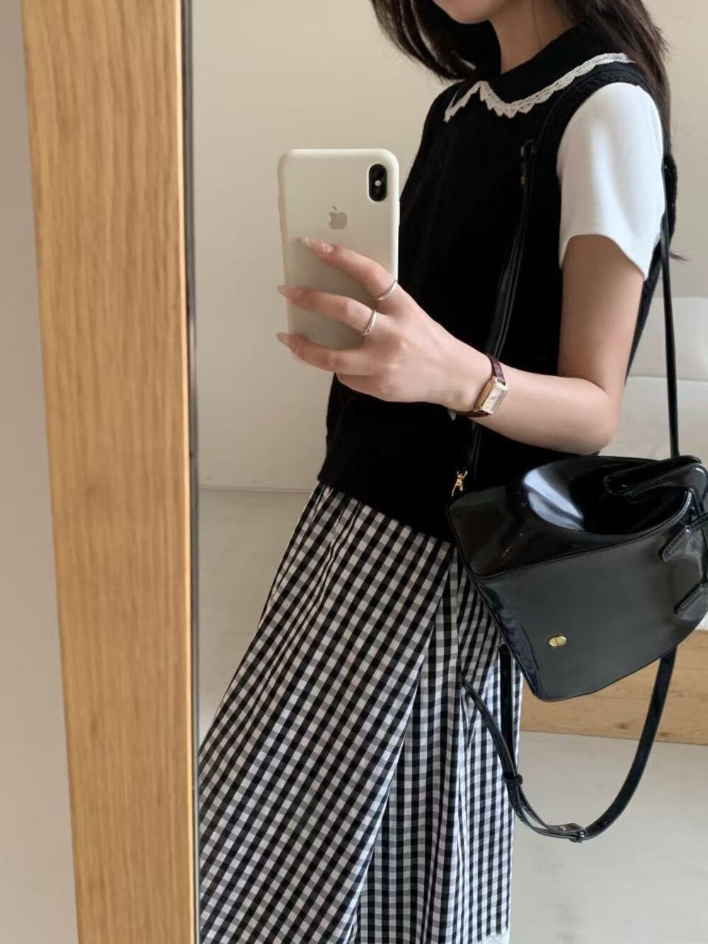 Layered Doll Collar Knit Vest + Short Sleeve Set