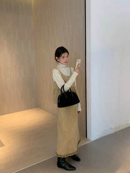 麂皮絨褶皺吊帶背心+木耳邊半身裙set