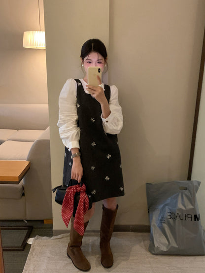 方領蝴蝶結刺繡背心裙