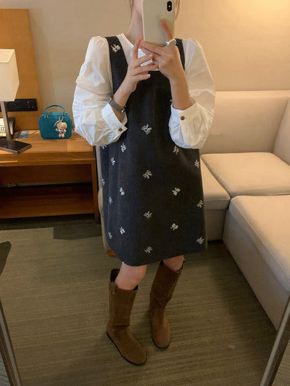 方領蝴蝶結刺繡背心裙