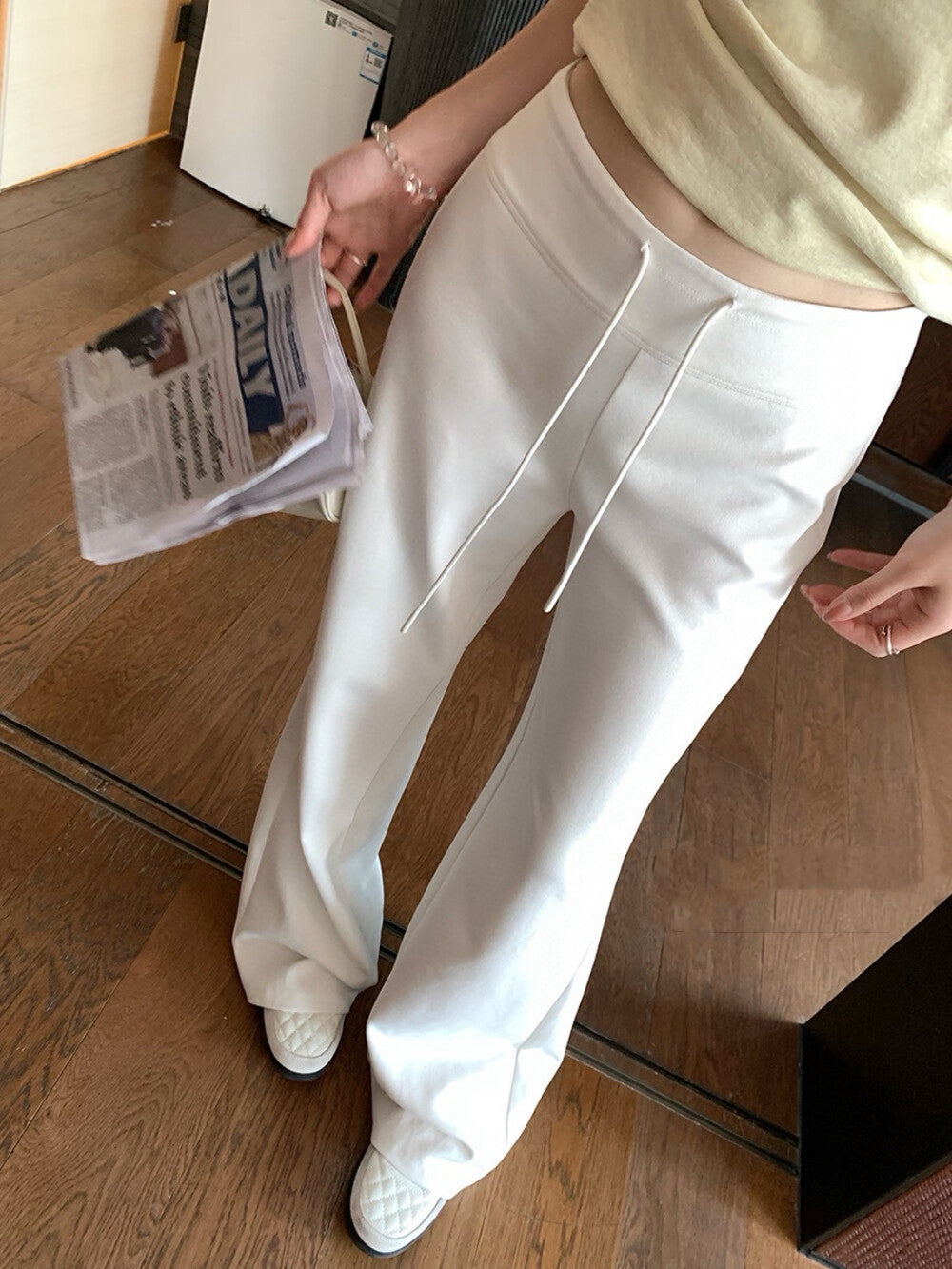 ドローストリング付きハイウエストスリムフィットカジュアルパンツ