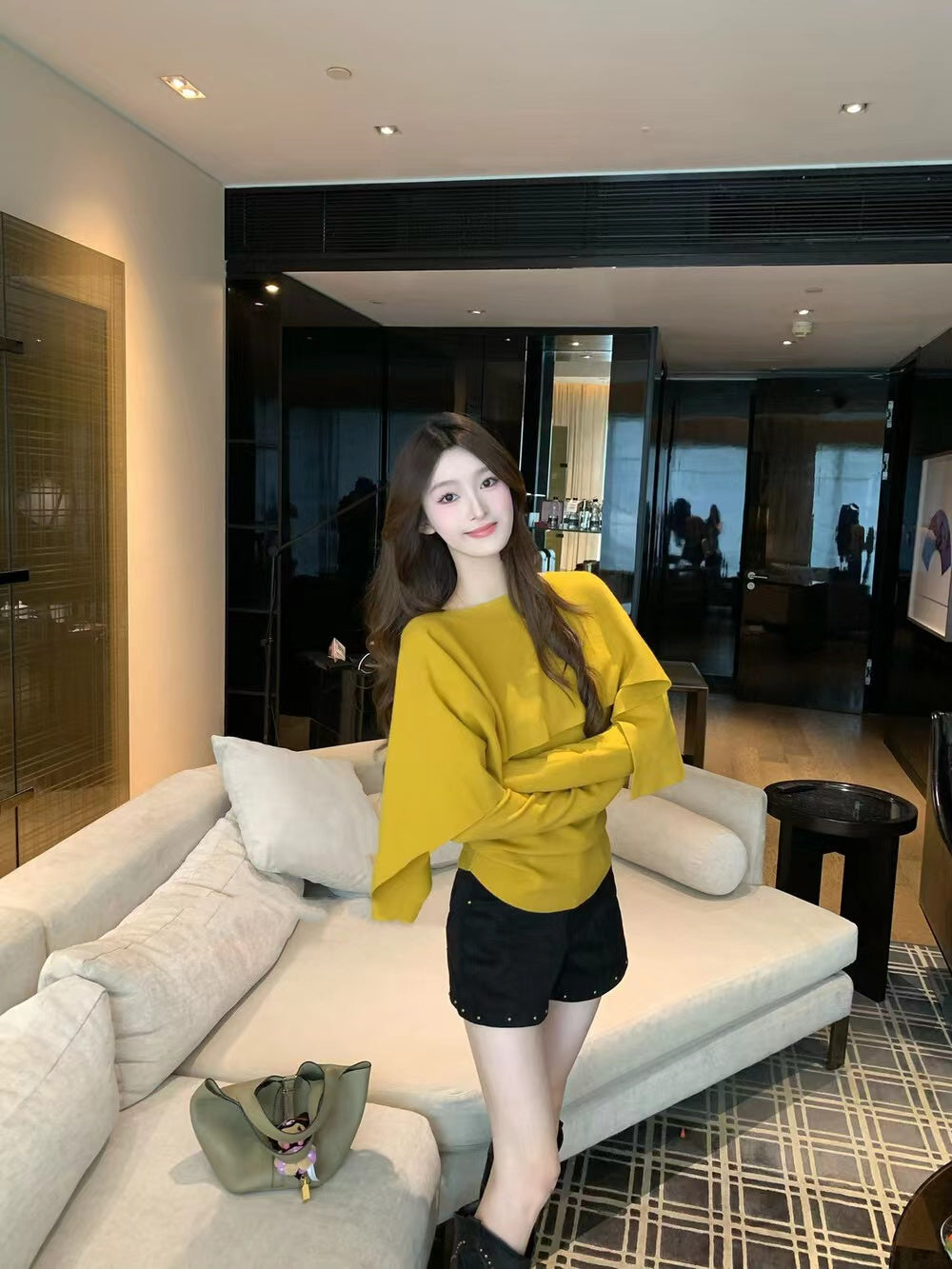 雰囲気のあるケープニットのツーピースセット