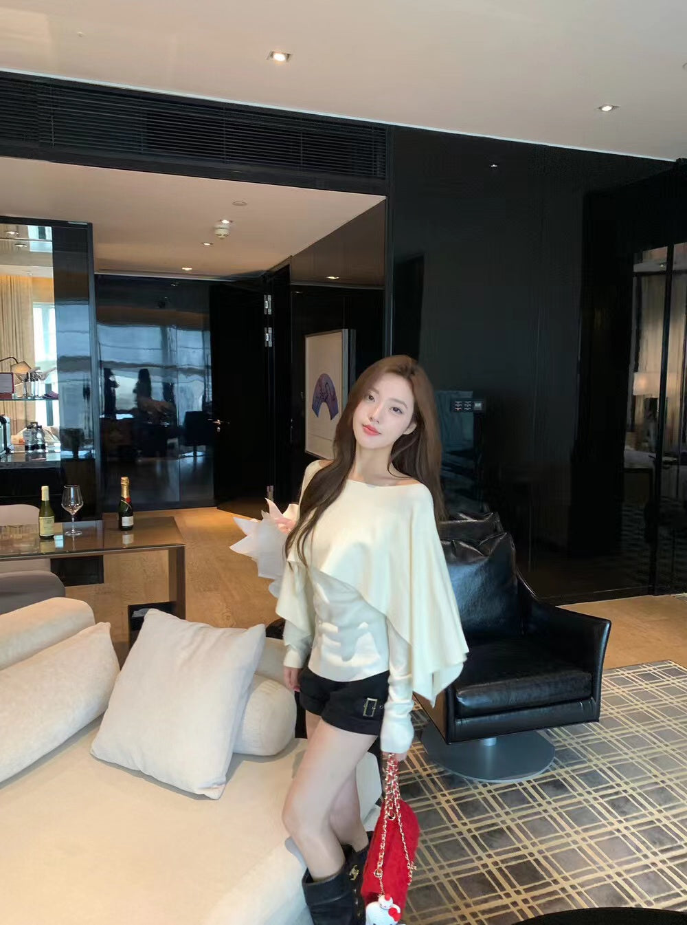 雰囲気のあるケープニットのツーピースセット