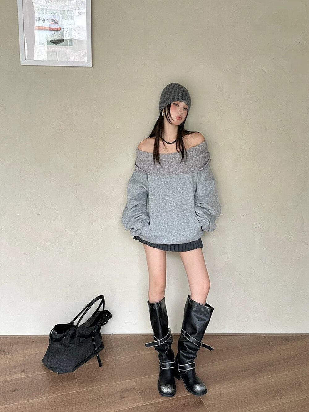 Off-shoulder Loose-fit Versatile Sweatshirt