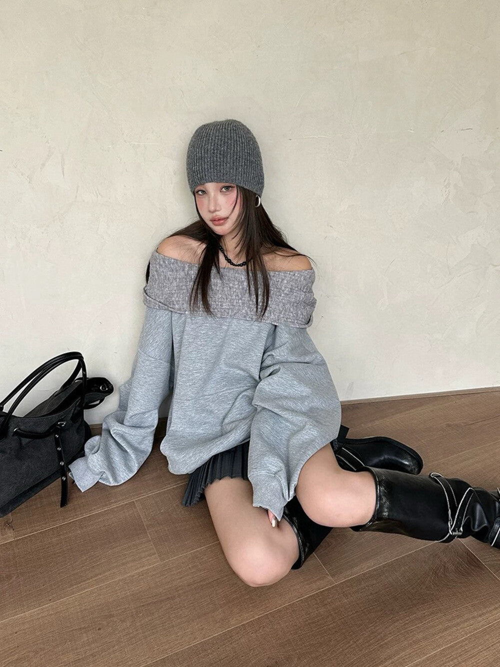 Off-shoulder Loose-fit Versatile Sweatshirt