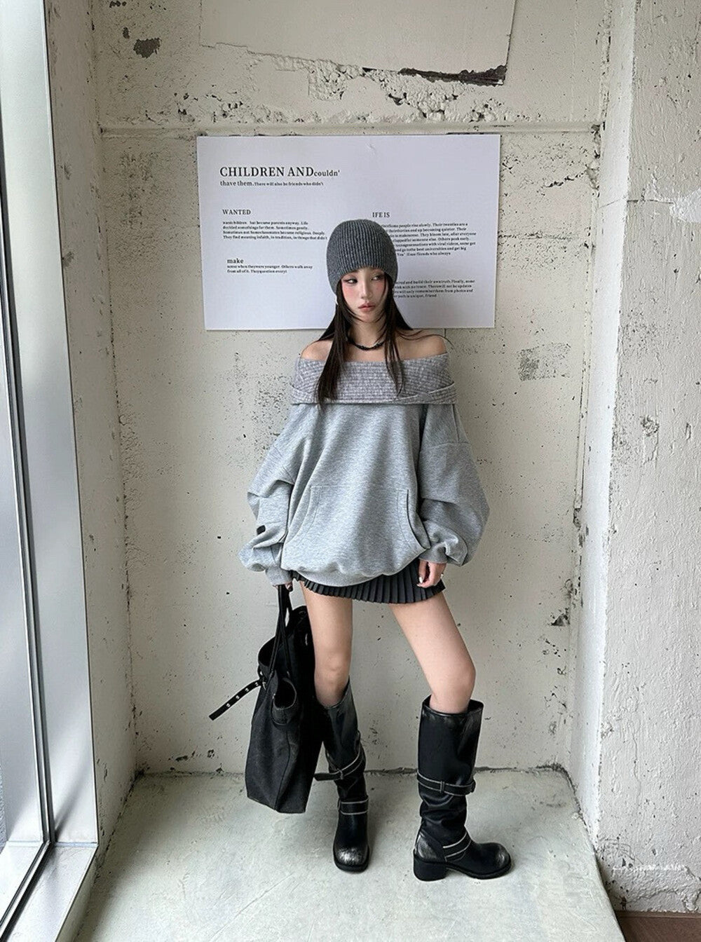 Off-shoulder Loose-fit Versatile Sweatshirt