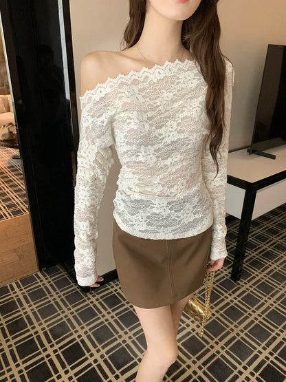 Off-shoulder Lace Top with Slight Stretch