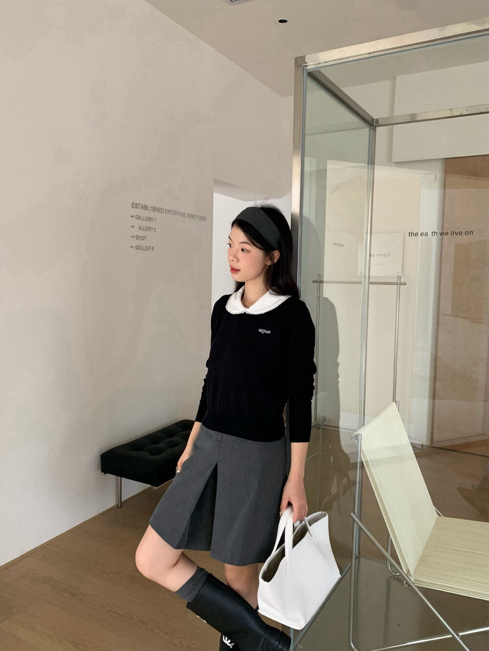 甜美刺繡娃娃領針織衫