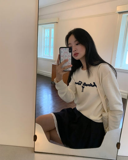 圓領字母刺繡針織衫