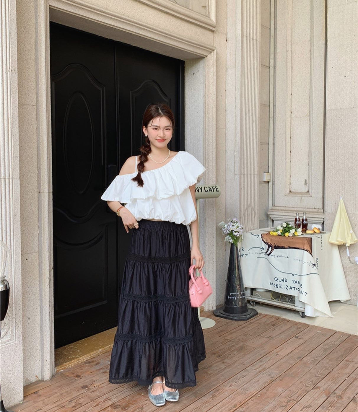 one-shoulder strap top