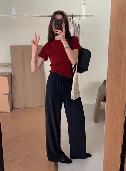 快適なゆったりストレートパンツ