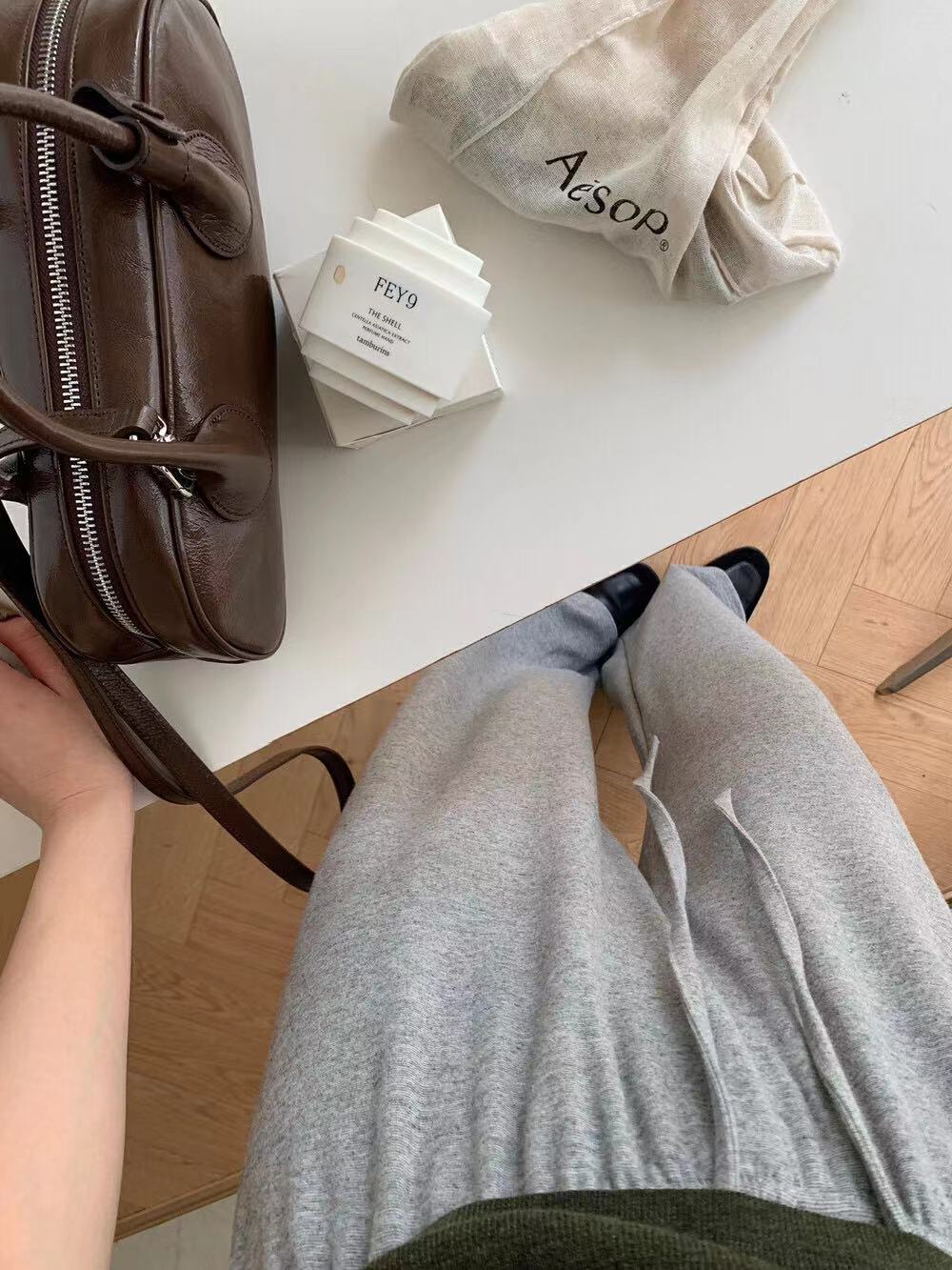 快適なゆったりストレートパンツ