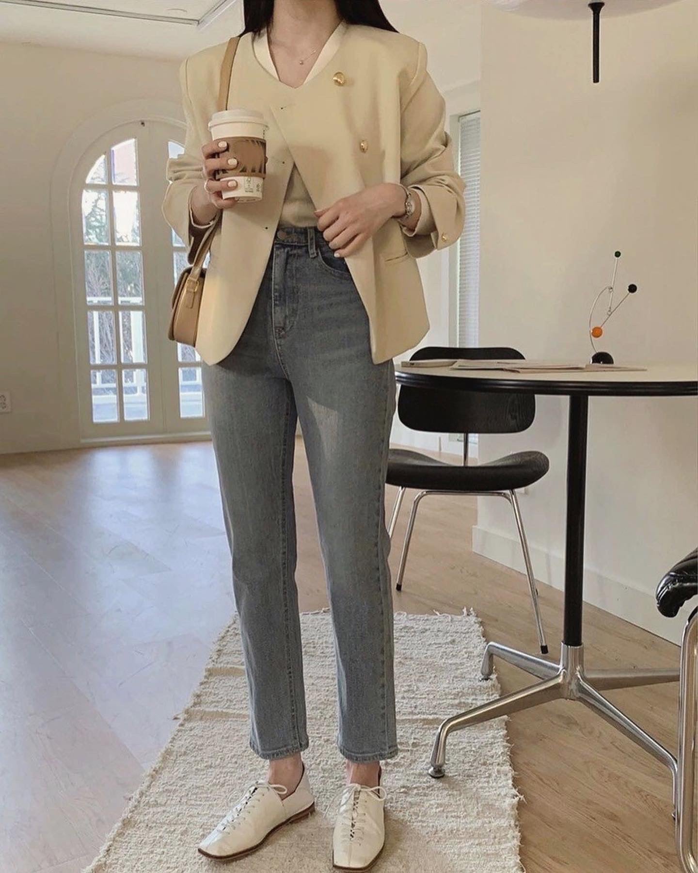 クルーネックジャケット