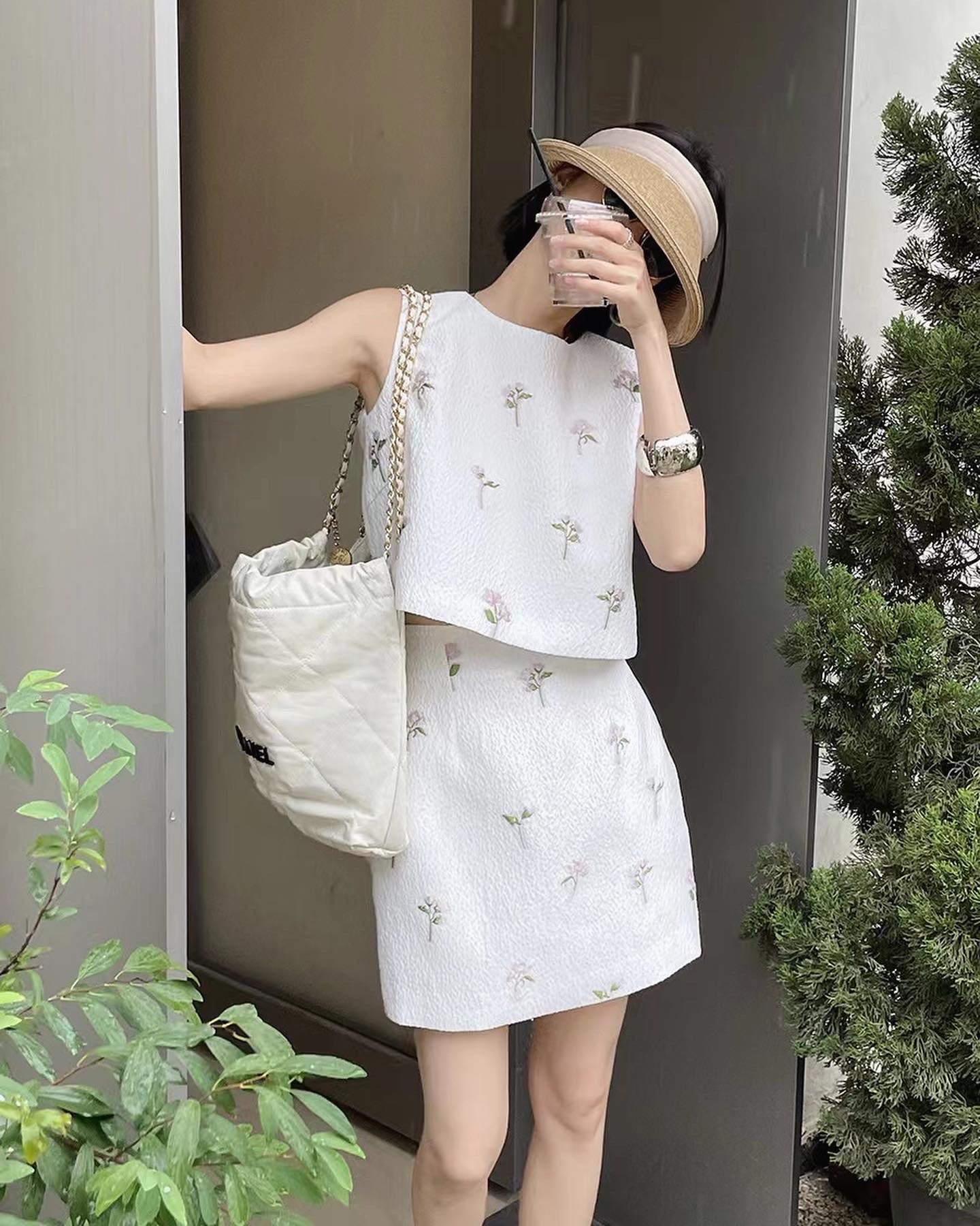 ジャカード柄ベスト＋ハイウエストスカートセット