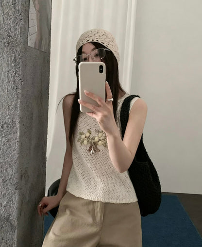 Macaron Floral Knit Vest