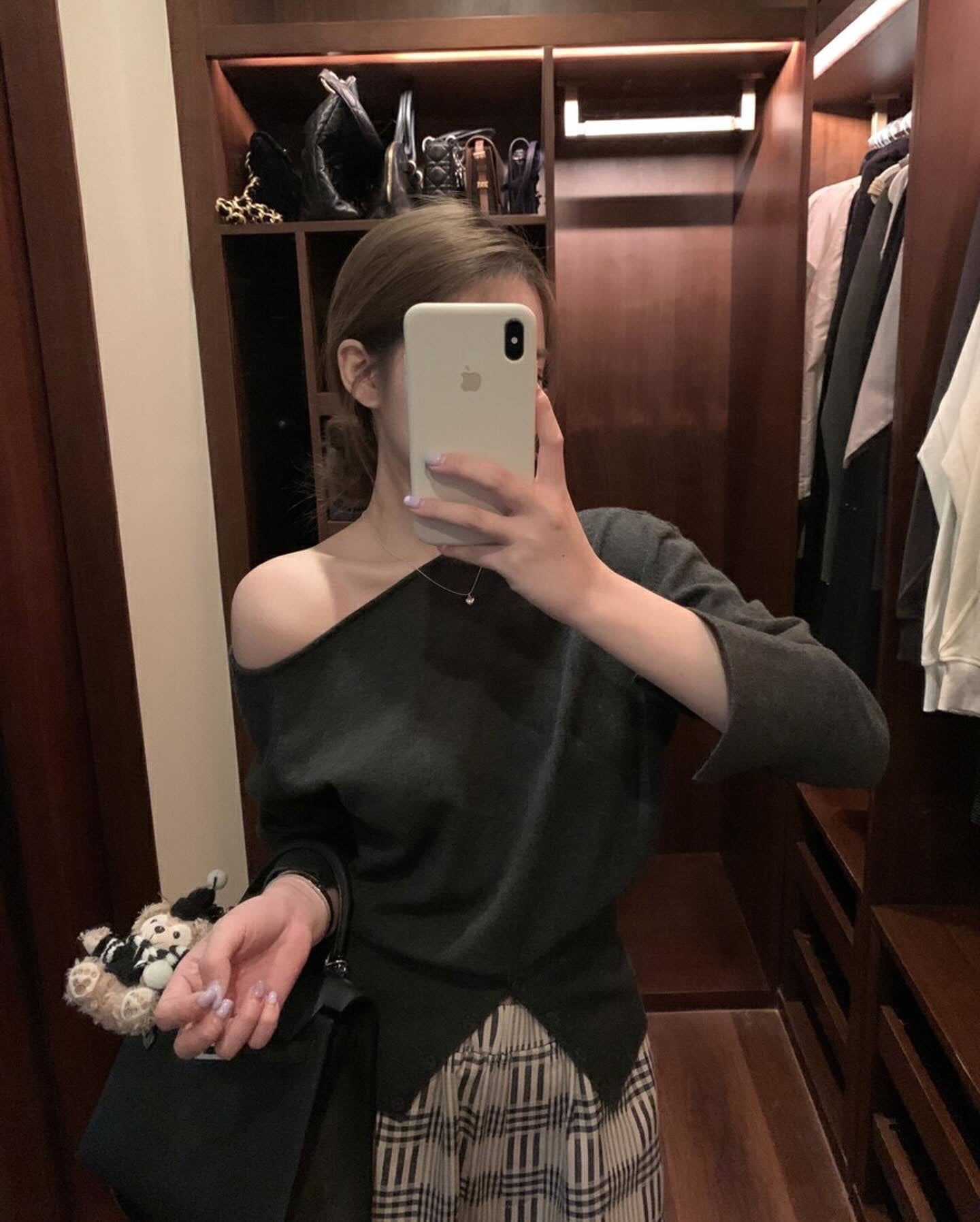 簡約斜肩針織top