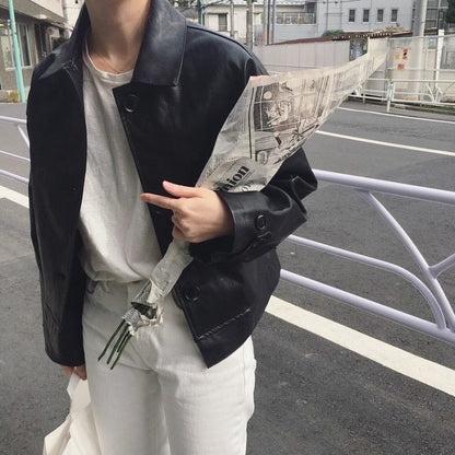 ブラックショートレザージャケット