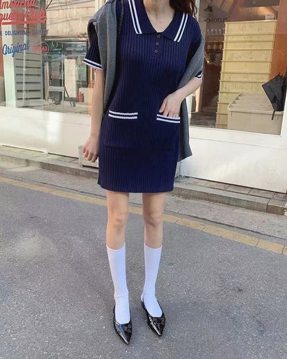 ダークストライプワンピース