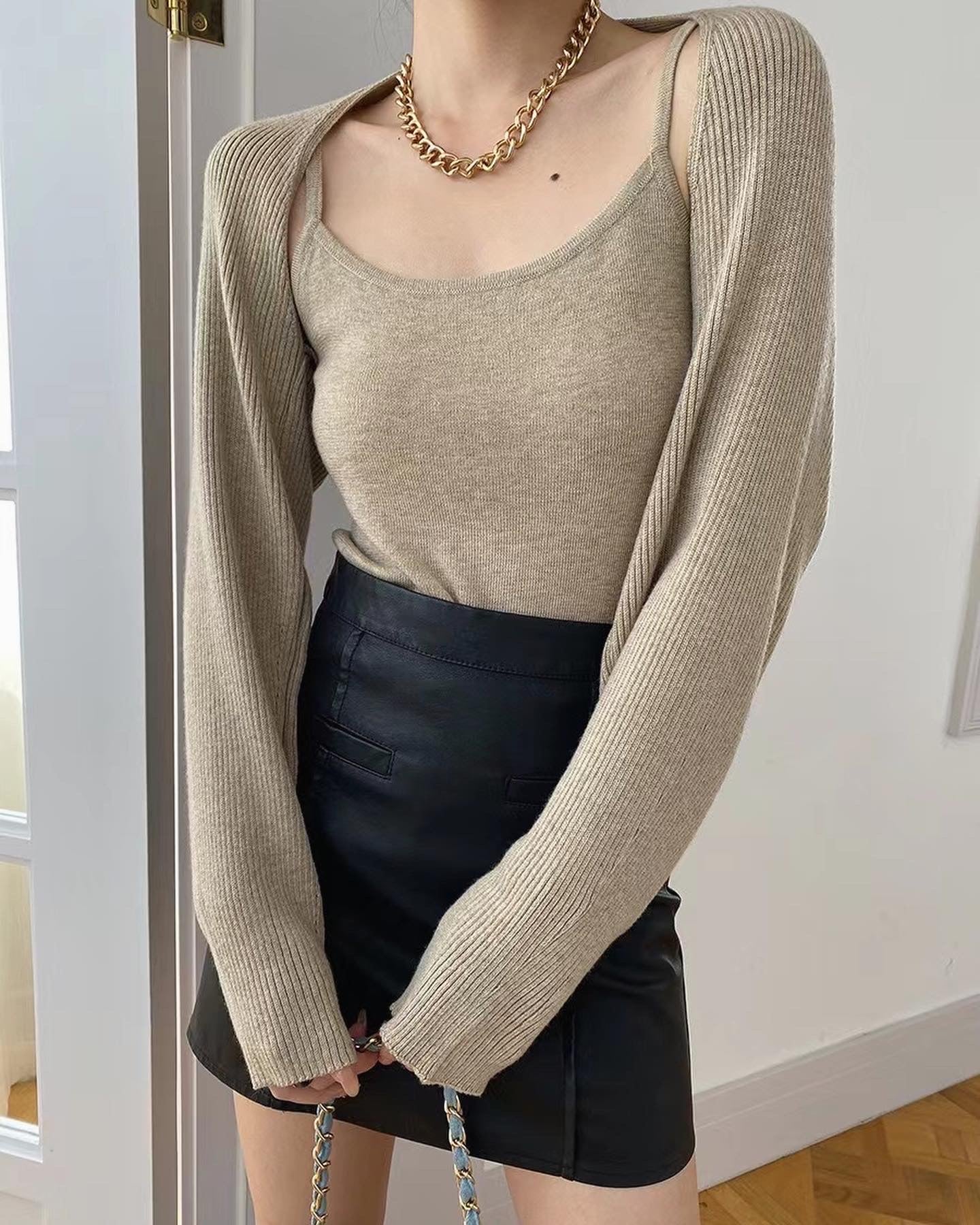 Two-piece set: spaghetti strap top with shawl