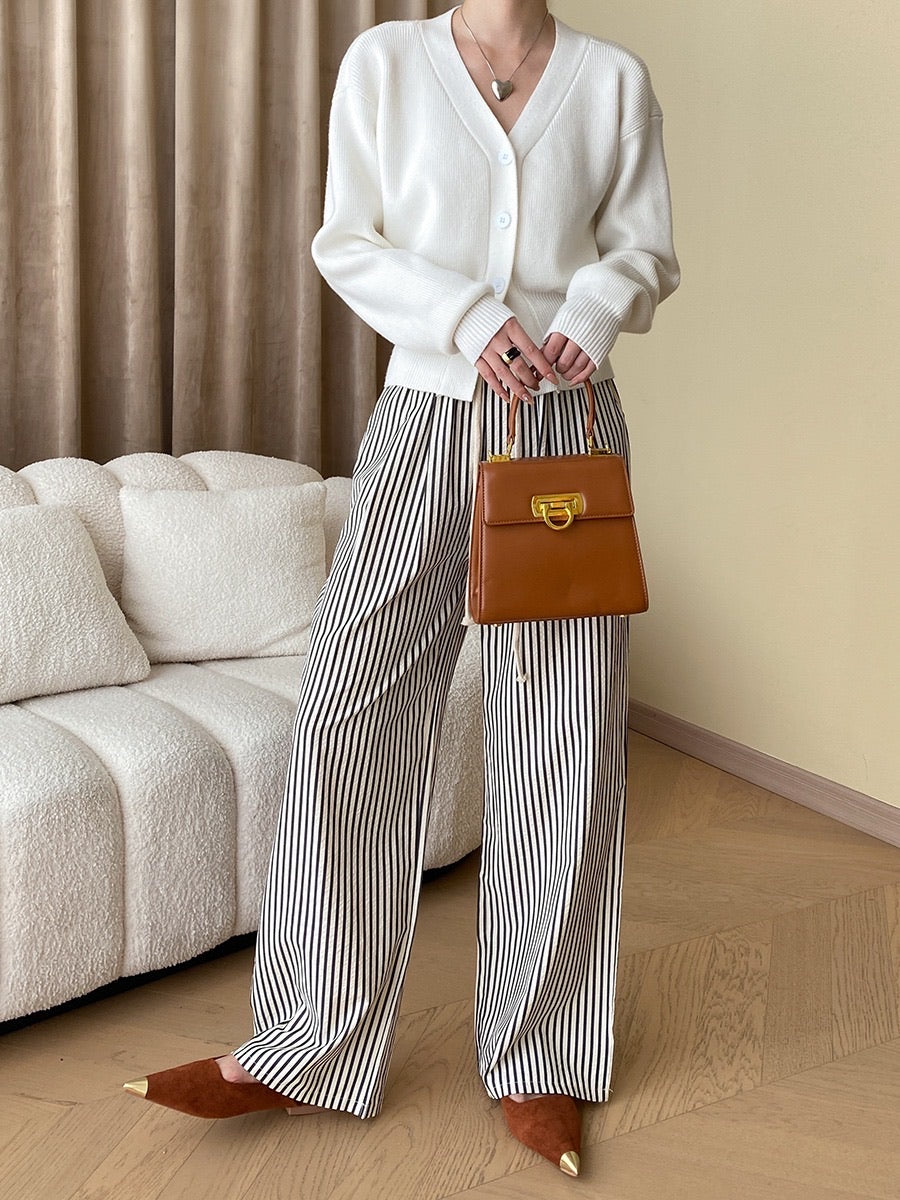 Waist-cinching knit cardigan