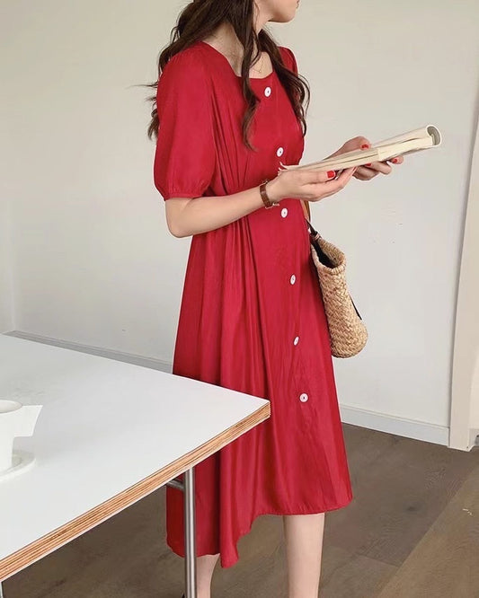 フレンチスタイルスクエアネックドレス