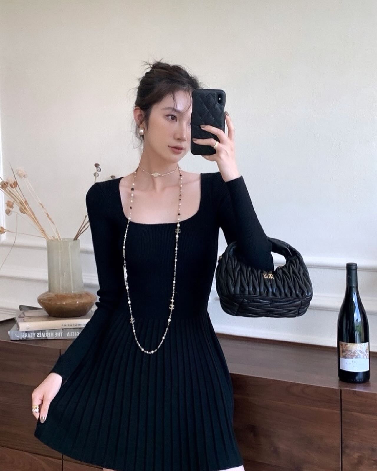 法式方領修腰連身裙