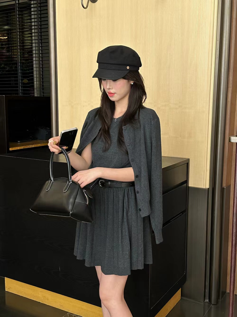 長袖ニットカーディガン＋タンクトッププリーツワンピースセット