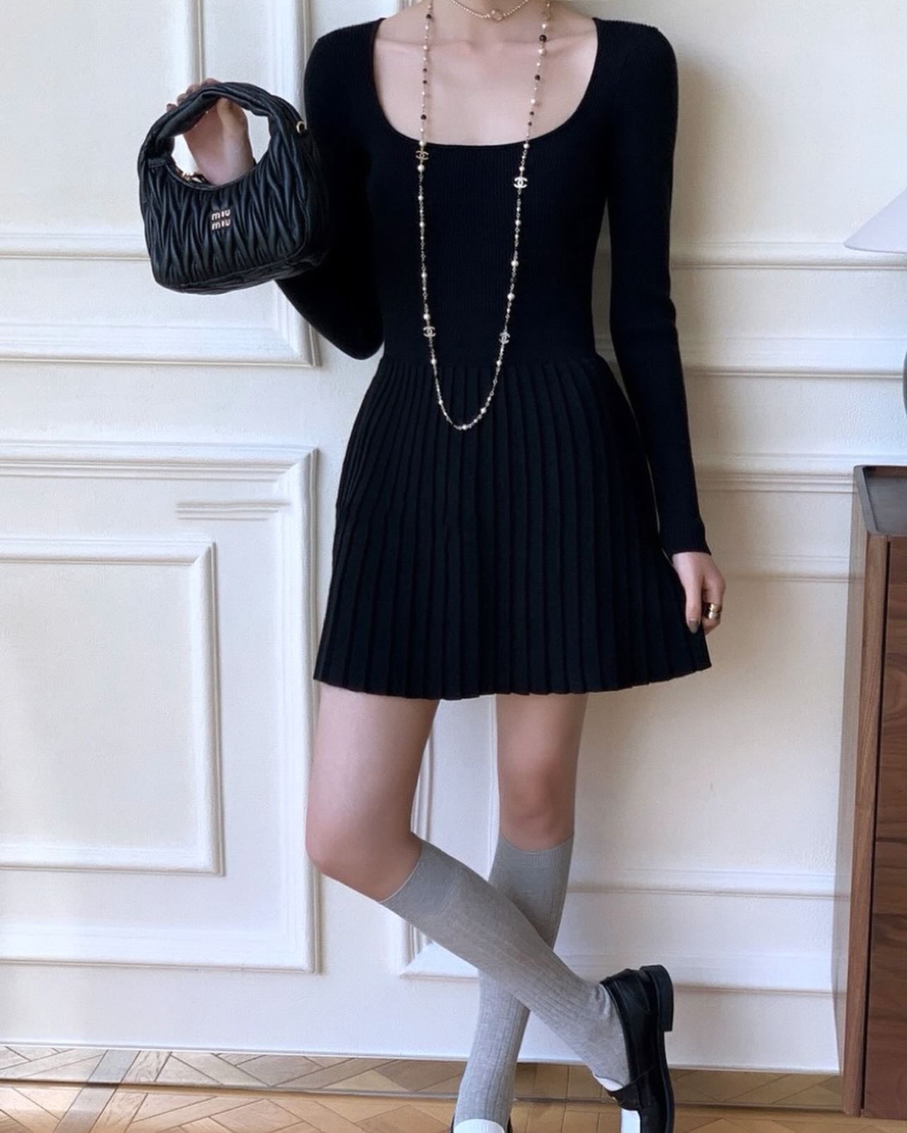 法式方領修腰連身裙